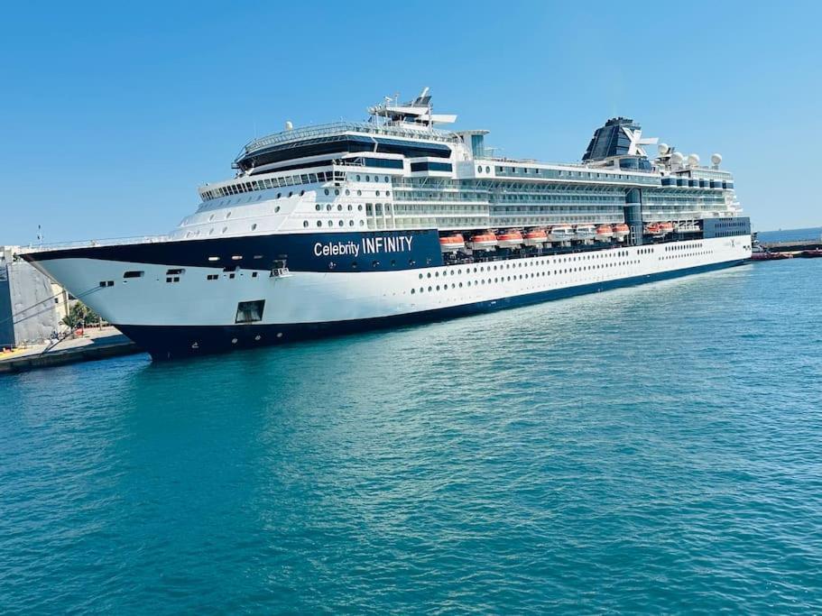 Blue Suite At Piraeus Port Ngoại thất bức ảnh